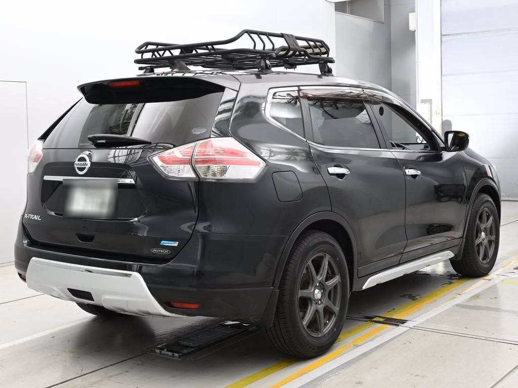 NISSAN X-TRAIL