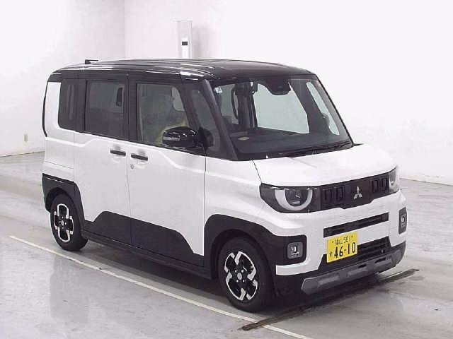 Mitsubishi Delica Mini