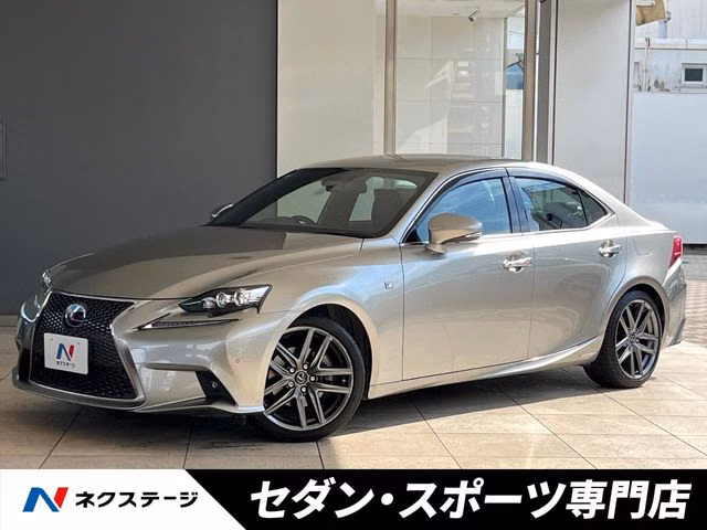LEXUS IS300H