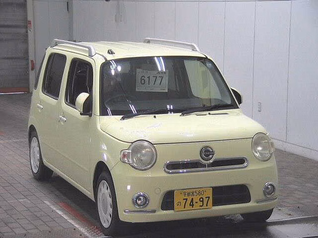 Daihatsu Mira Cocoa