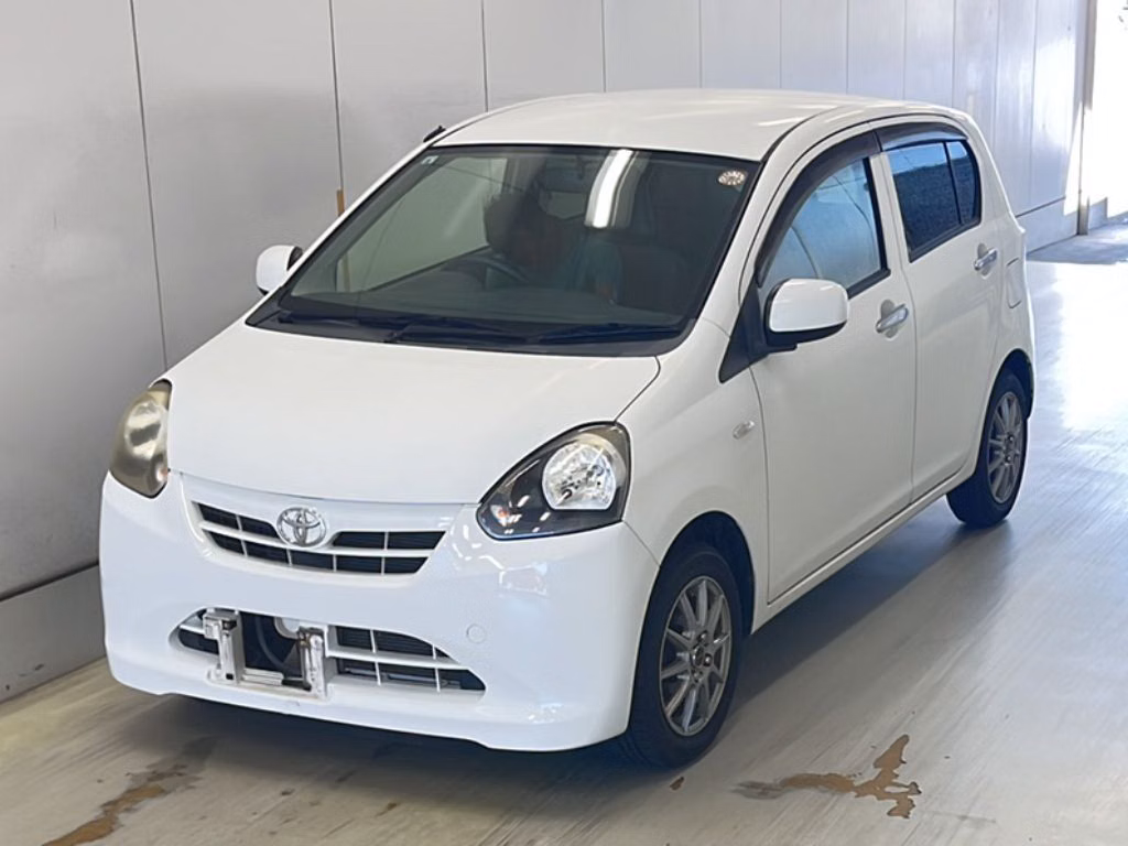 TOYOTA PIXIS EPOCH