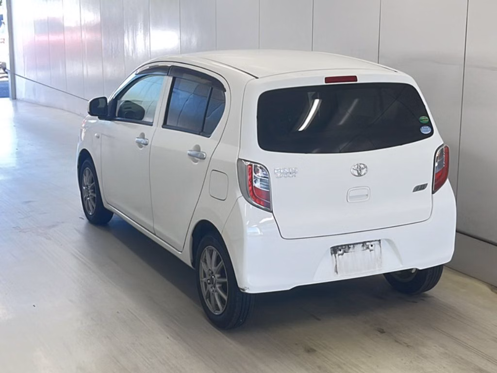 TOYOTA PIXIS EPOCH