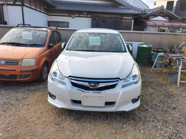 SUBARU LEGACY