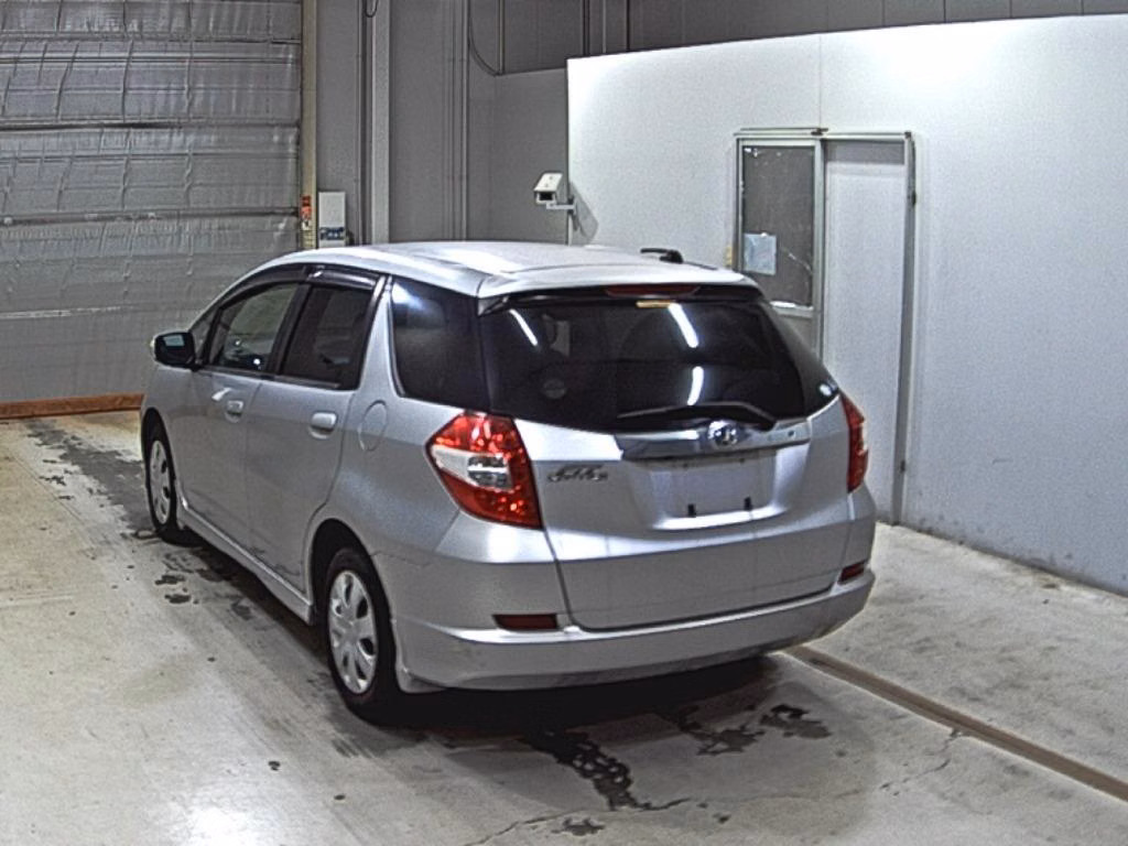 HONDA FIT SHUTTLE