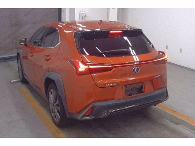 LEXUS UX200