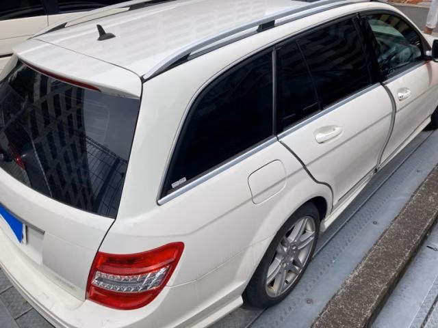 MERCEDES-BENZ C-CLASS