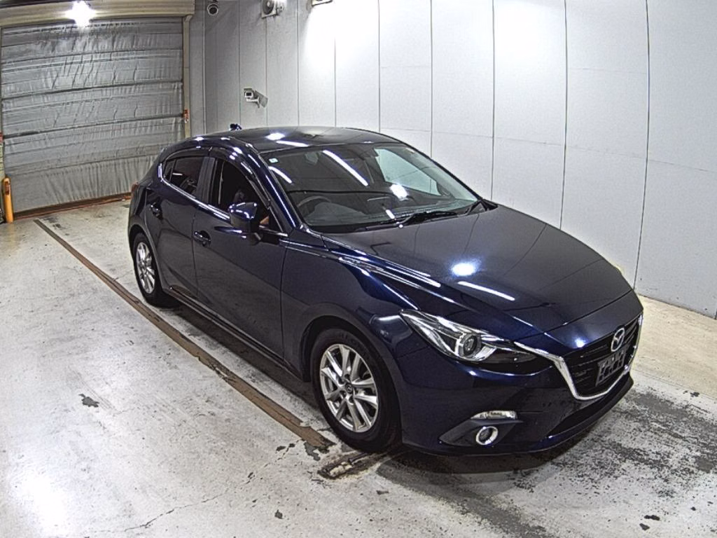 MAZDA AXELA