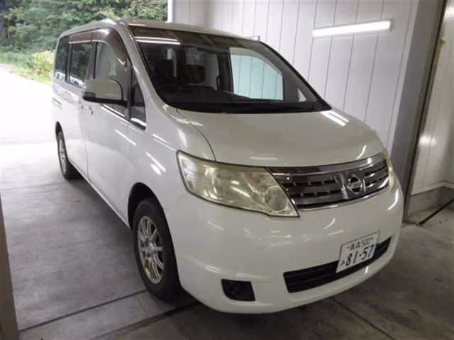 NISSAN SERENA