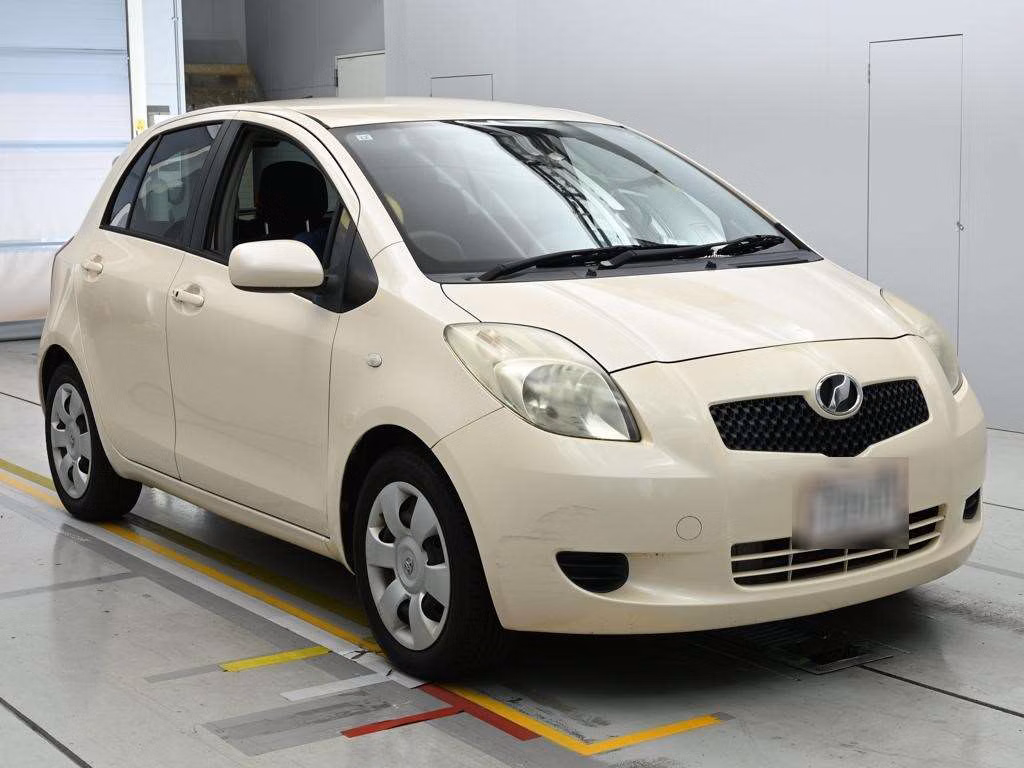 TOYOTA VITZ