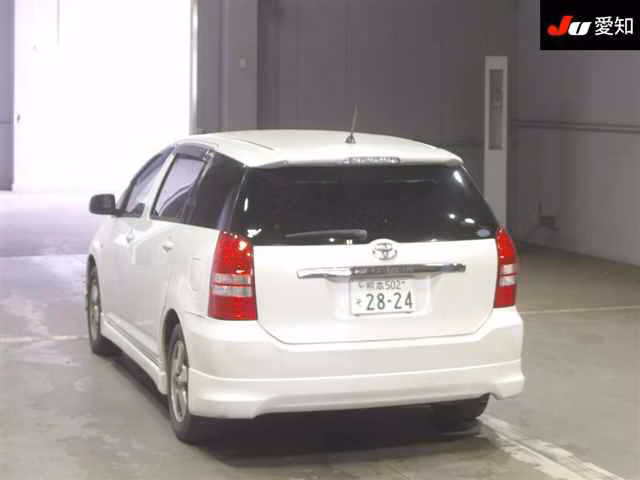 TOYOTA WISH