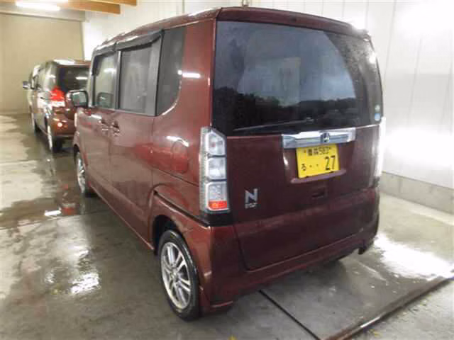 HONDA N-BOX