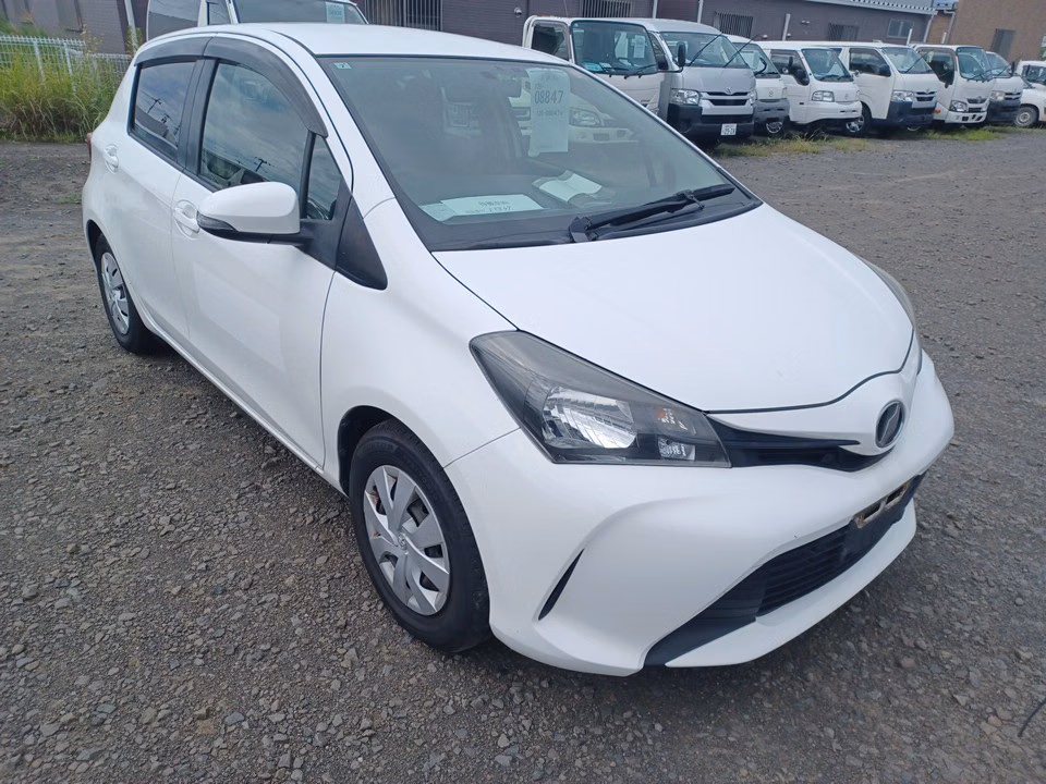 TOYOTA VITZ