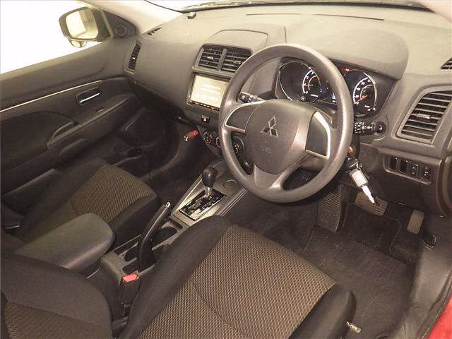 MITSUBISHI RVR