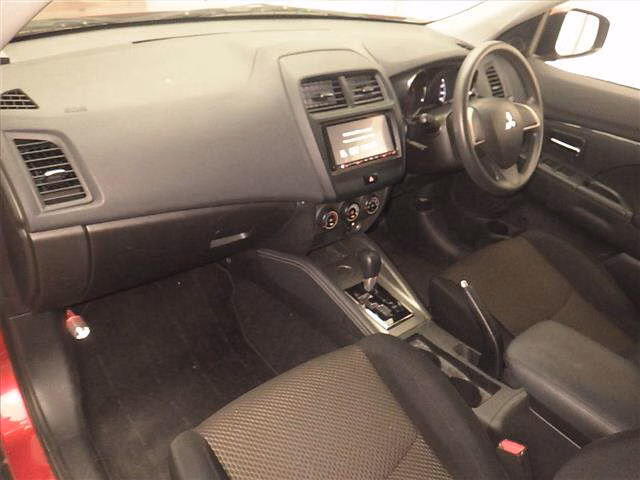 MITSUBISHI RVR