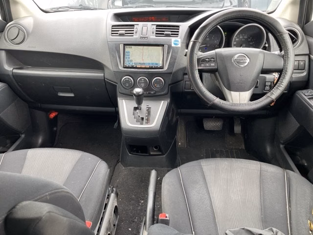 NISSAN LAFESTA