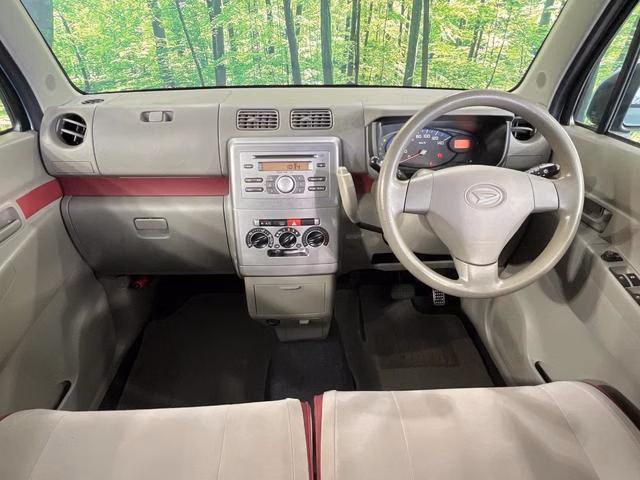 DAIHATSU MOVE CONTE