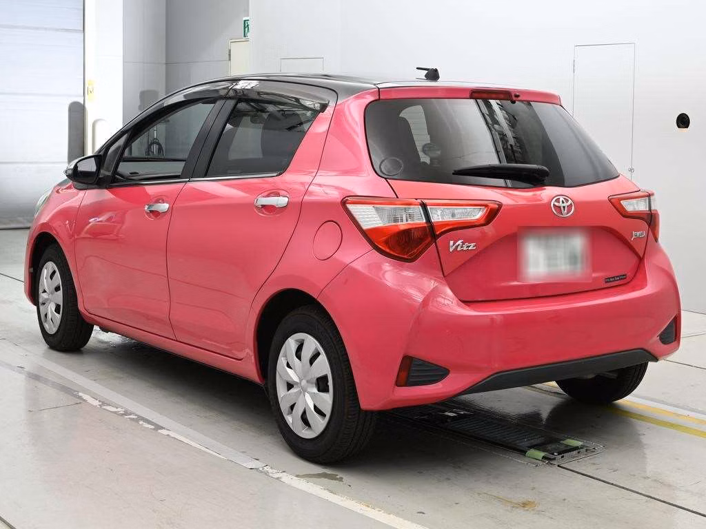 TOYOTA VITZ