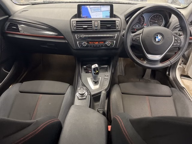 BMW 1-SERIES