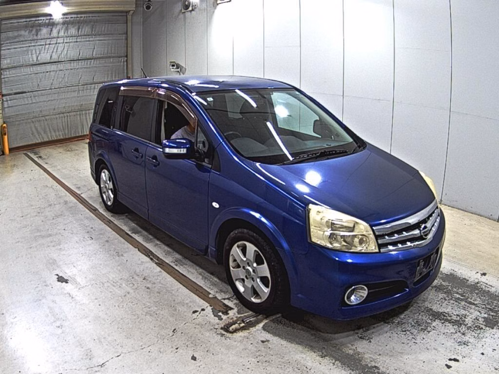 NISSAN LAFESTA
