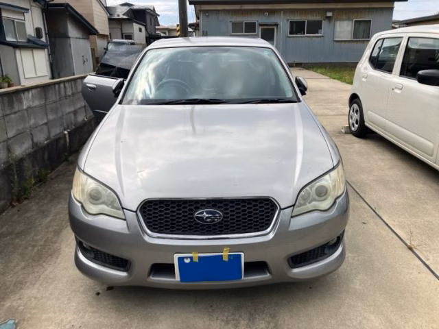 SUBARU LEGACY B4