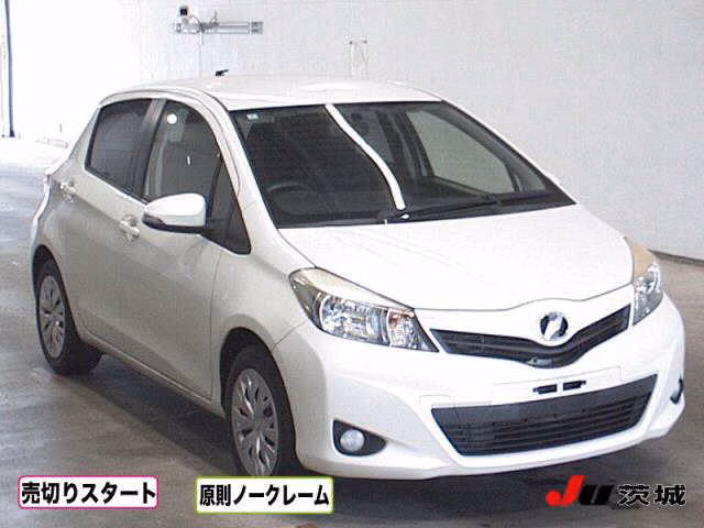 TOYOTA VITZ