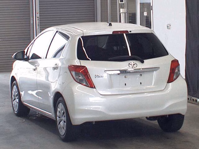 TOYOTA VITZ