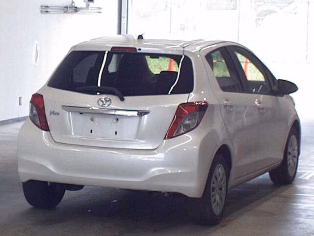 TOYOTA VITZ