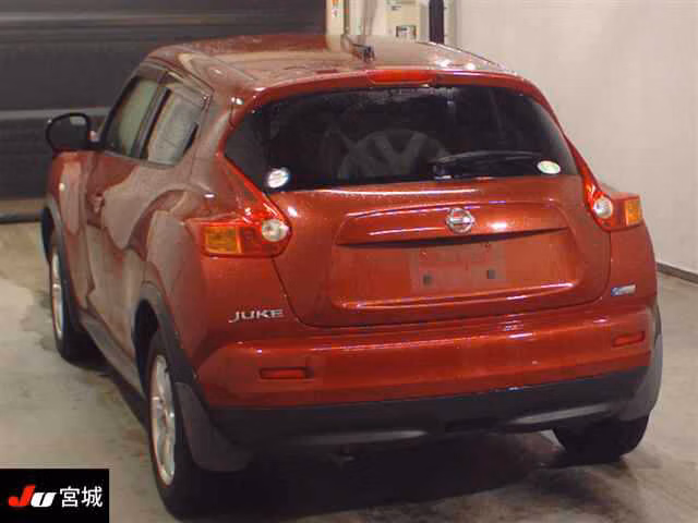 NISSAN JUKE