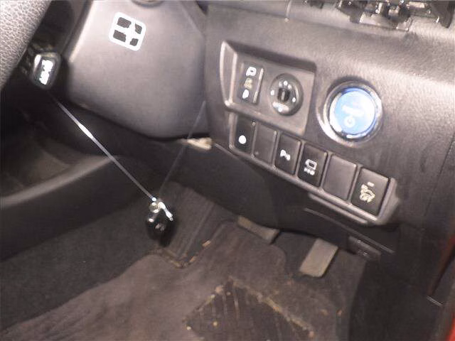 TOYOTA SAI