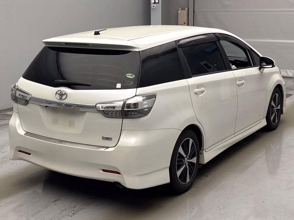 TOYOTA WISH