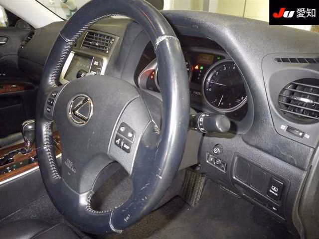 LEXUS IS250