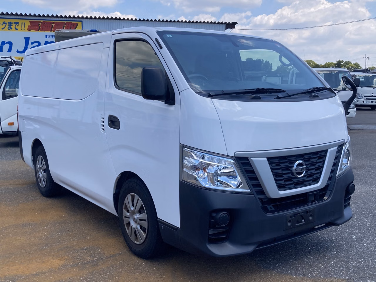 NISSAN NV350 CARAVAN