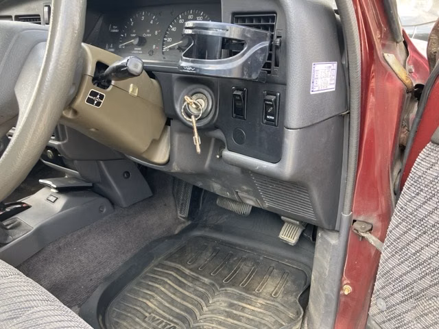 TOYOTA HILUX SURF