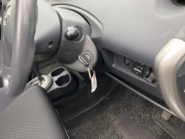 TOYOTA IST