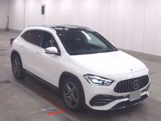 Mercedes-Benz GLA-Class