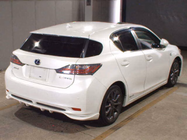 LEXUS CT200H