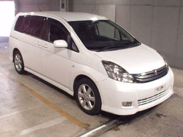 TOYOTA ISIS
