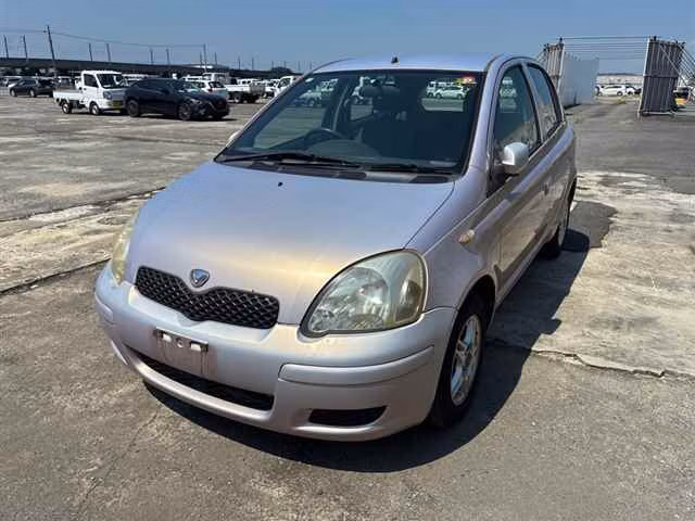 TOYOTA VITZ