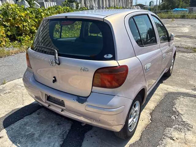 TOYOTA VITZ