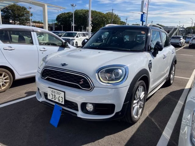 MINI CROSSOVER