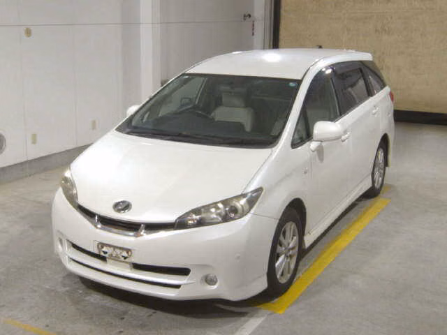 TOYOTA WISH