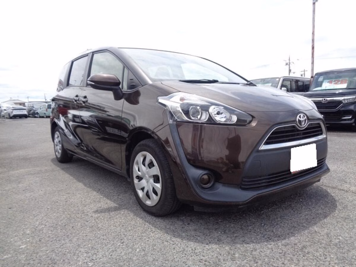 Toyota Sienta