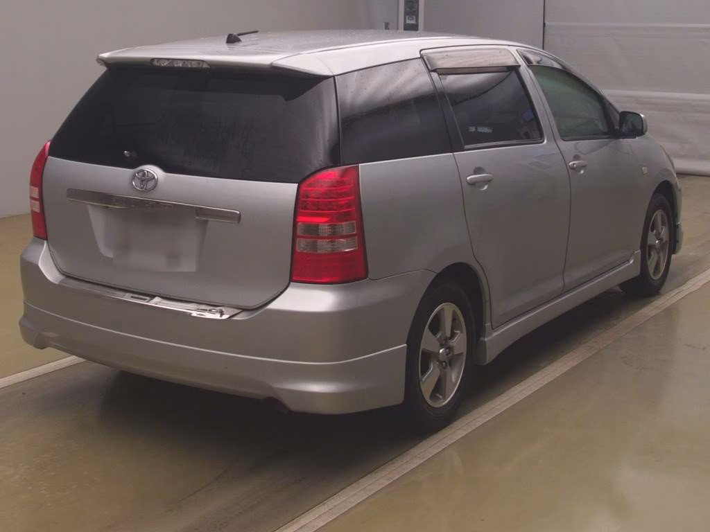 TOYOTA WISH