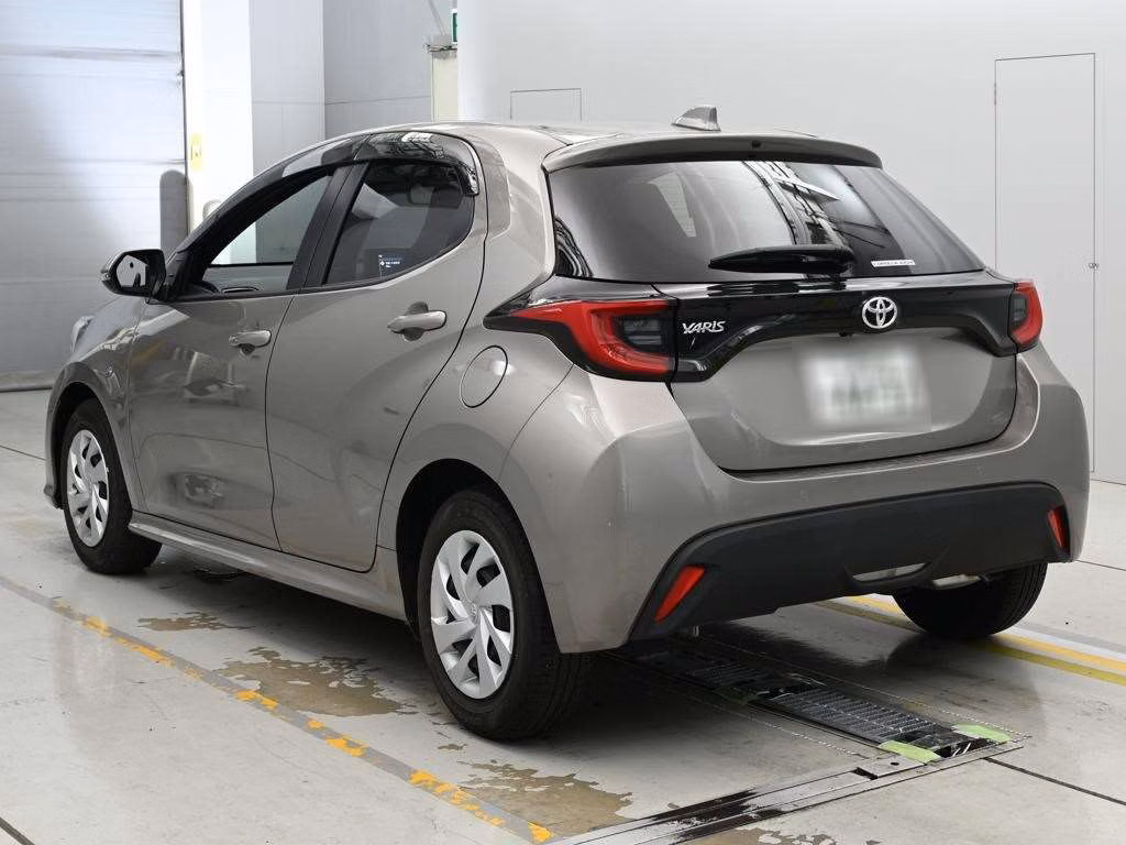 TOYOTA YARIS