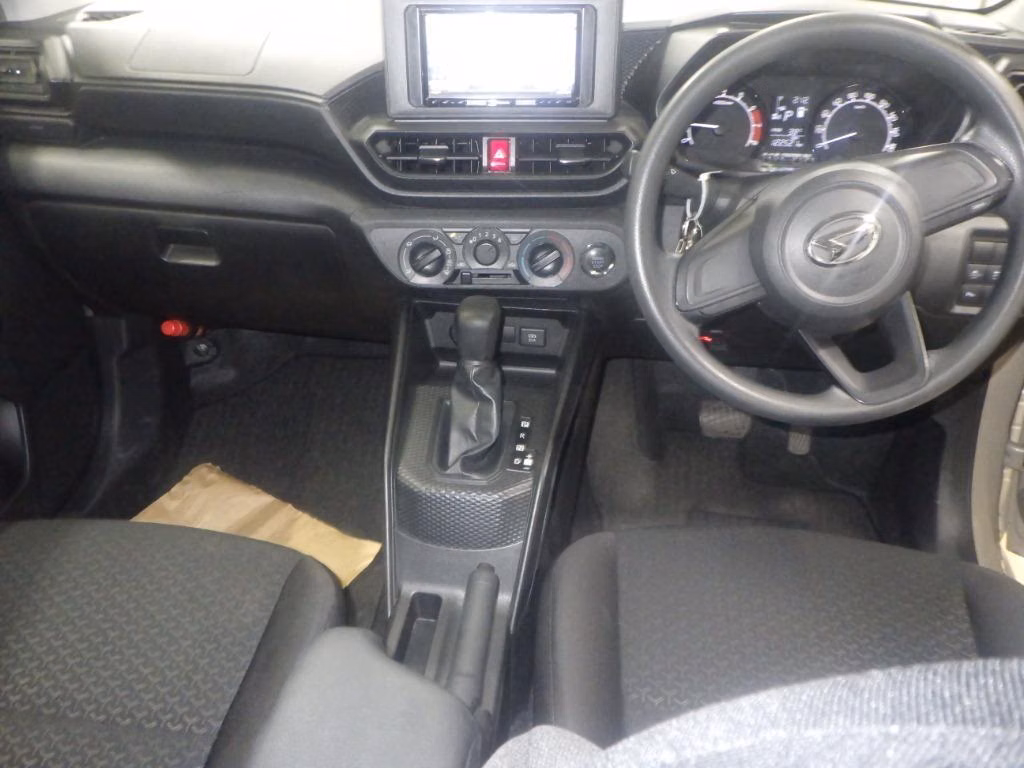 DAIHATSU ROCKY