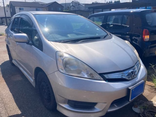 HONDA FIT SHUTTLE