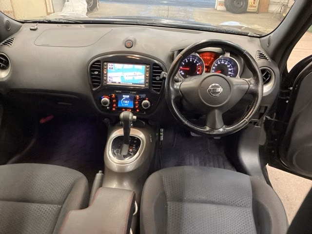 NISSAN JUKE