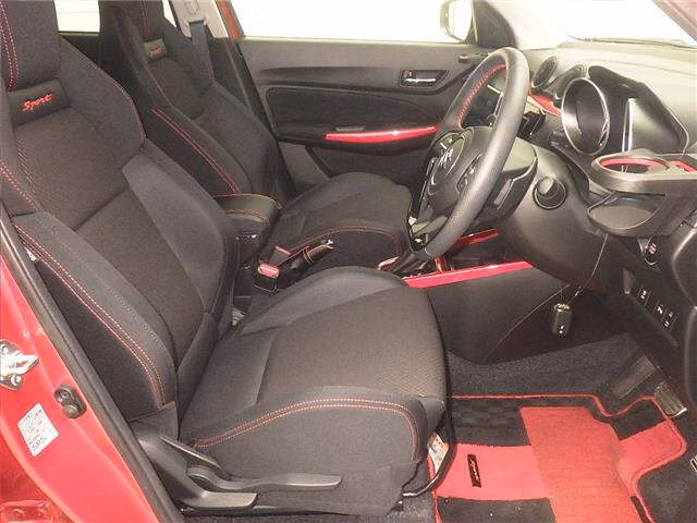SUZUKI SWIFT