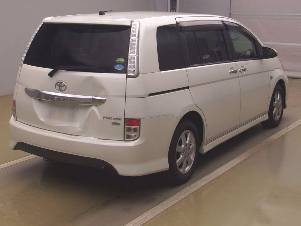 TOYOTA ISIS
