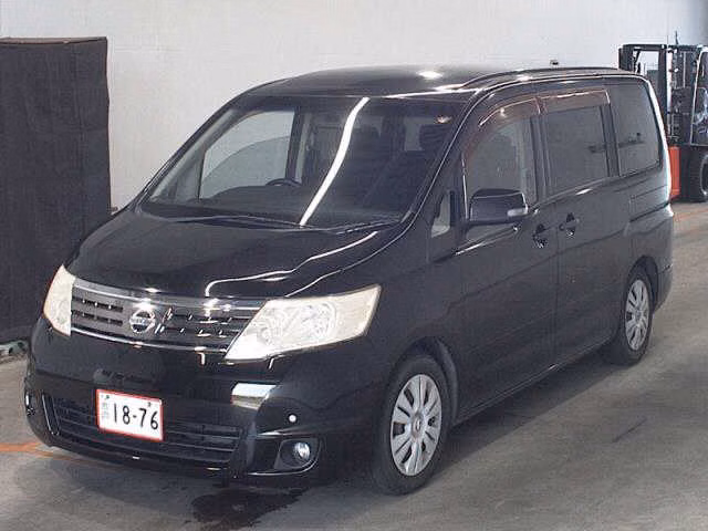 NISSAN SERENA